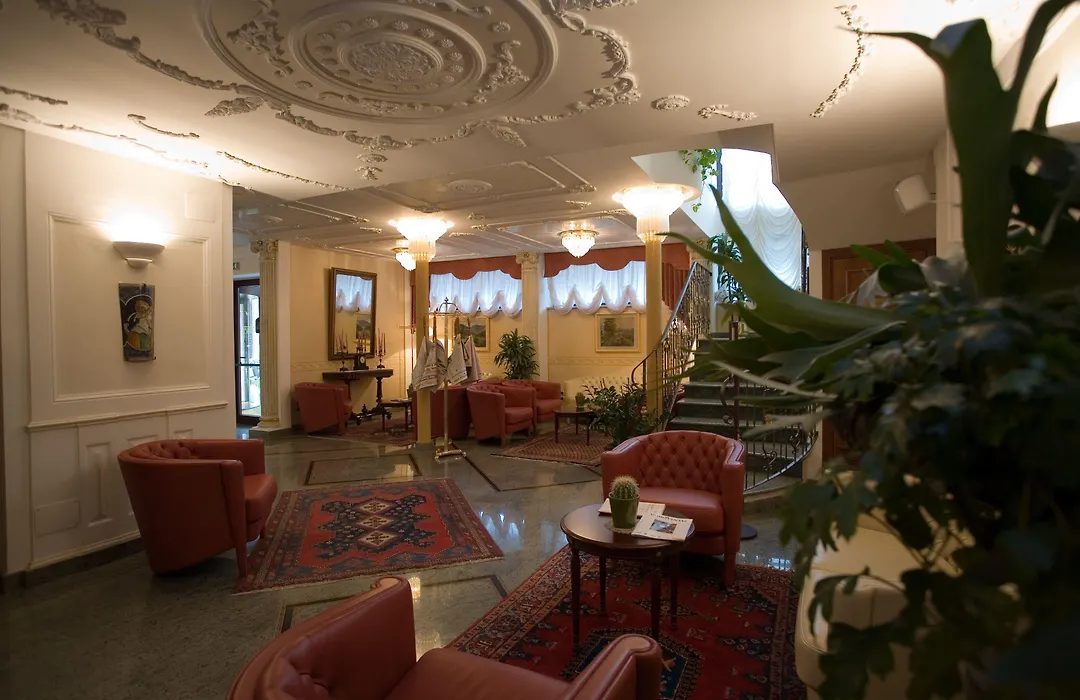 Hotel Plaza-1